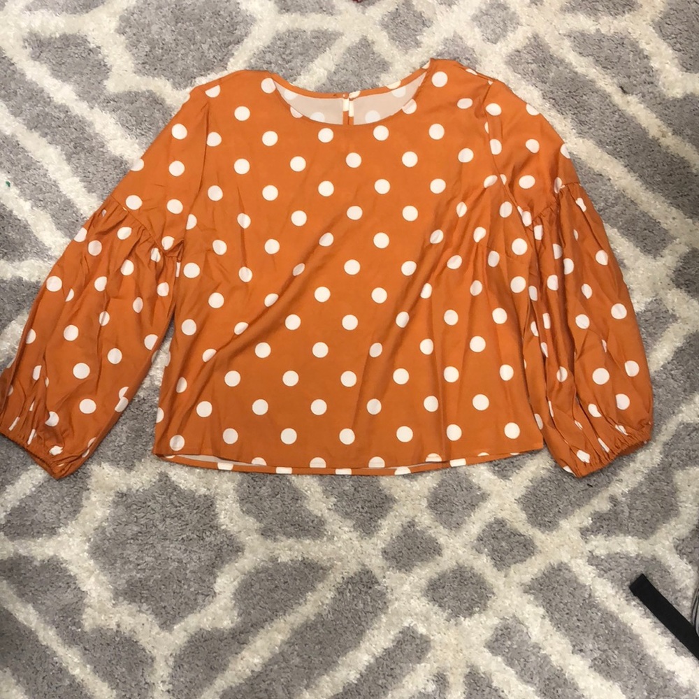 Orange and White dot top